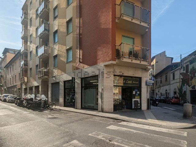 Locale in vendita di 22 m² in Via San Carlo, 6
