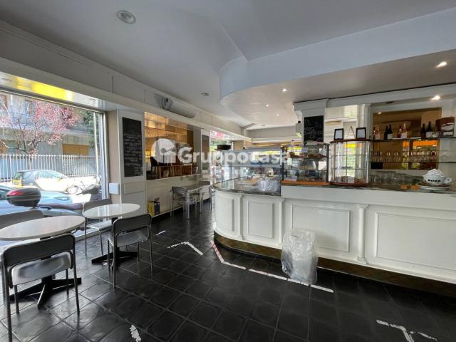 Locale in vendita di 230 m² in Via Adeodato Ressi, 17