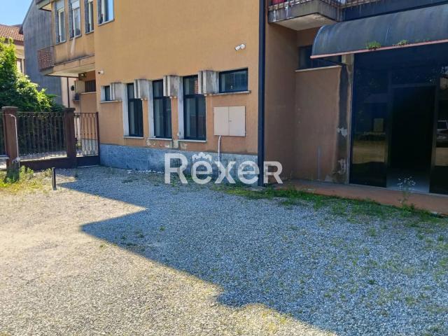 Locale in vendita di 230 m² in Corso G. Mazzini