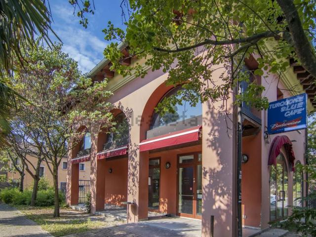 Locale in vendita di 231 m²