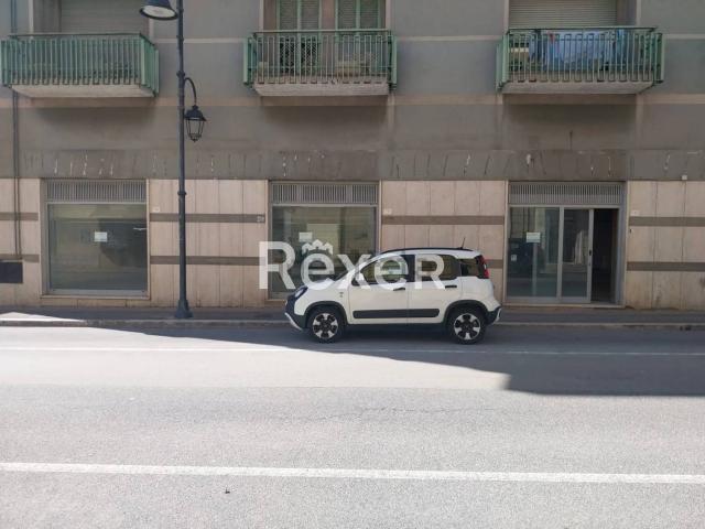 Locale in vendita di 235 m² in Via Roma, 62