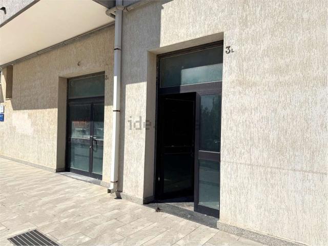 Locale in vendita di 237 m² in Via Angelo Lanzellotti, 3