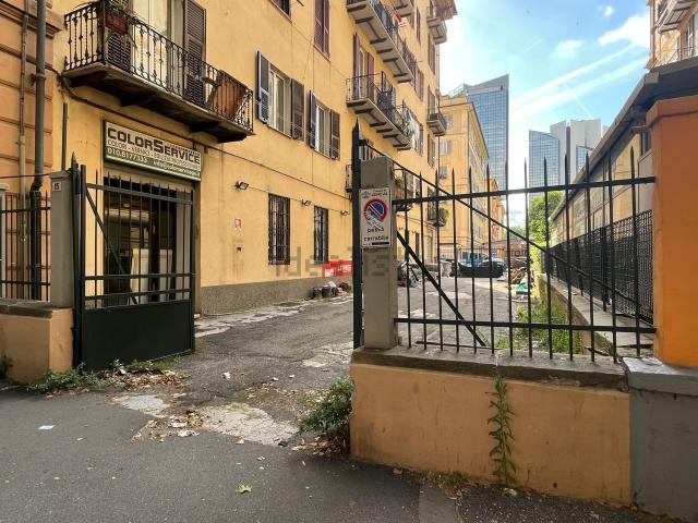 Locale in vendita di 237 m² in Corso Torino, 17