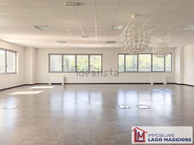 Locale in vendita di 239 m² in Via San Francesco D&apos Assisi