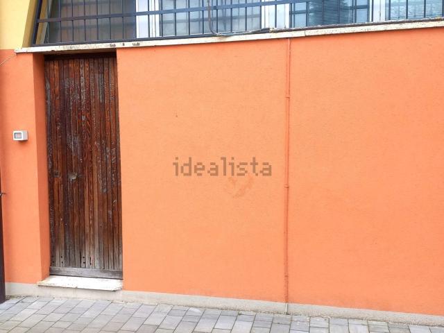 Locale in vendita di 27 m² in Piazza Grigoris Lambrakis