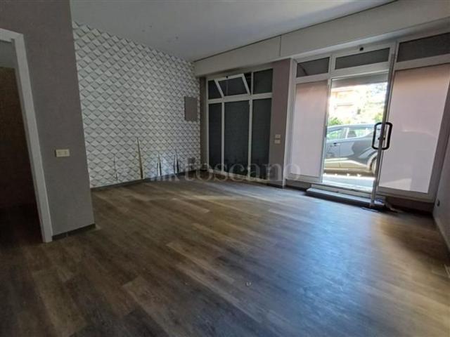 Locale in vendita di 27 m² in Via degli Artificieri