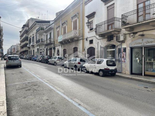 Locale in vendita di 27 m²