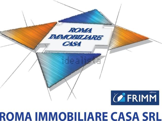 Locale in vendita di 240 m² in Via casal del marmo