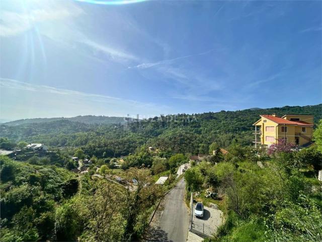 Locale in vendita di 240 m² in Via Santa Maria del Campo, 299