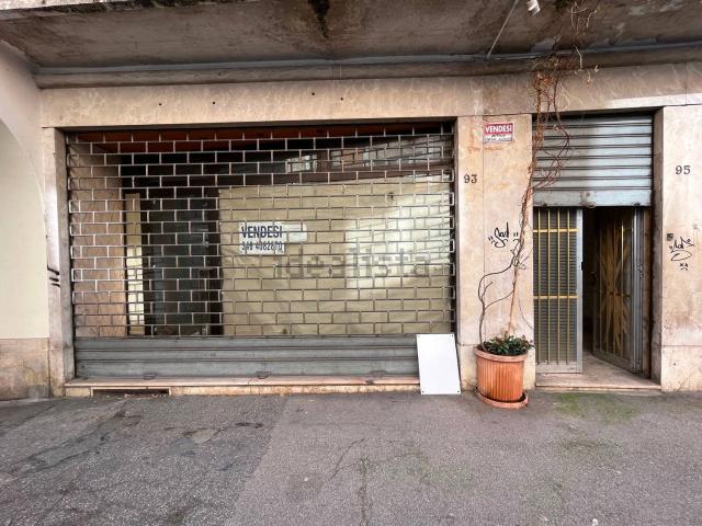 Locale in vendita di 245 m² in Contrada Pedemuro San Biagio