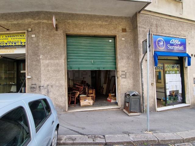 Locale in vendita di 24 m² in Corso Luigi Andrea Martinetti