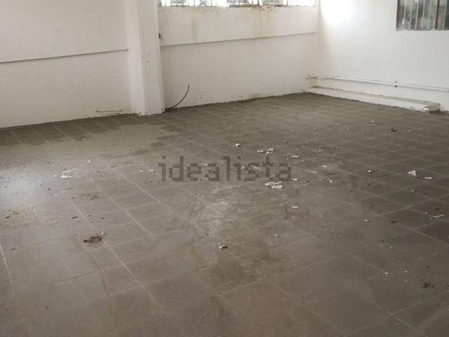 Locale in vendita di 250 m²