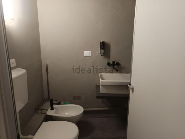 Locale in vendita di 250 m²