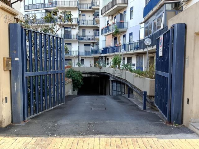 Locale in vendita di 250 m² in Via Luigi Negrelli