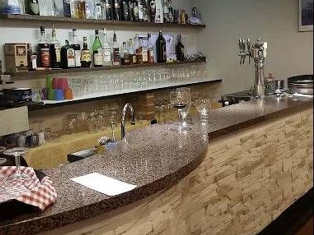 Locale in vendita di 250 m² in Via Marco Sala, 14