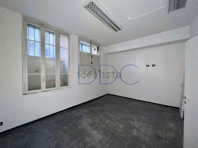 Locale in vendita di 25 m² in Corso Re Umberto, 5