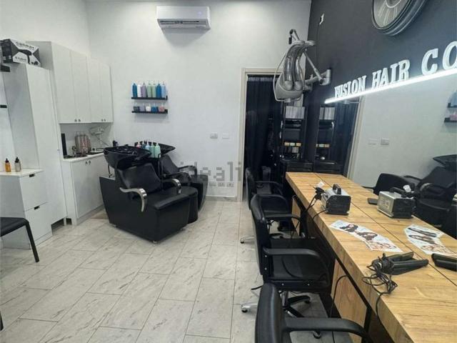 Locale in vendita di 25 m² in Corso Sebastopoli, 242