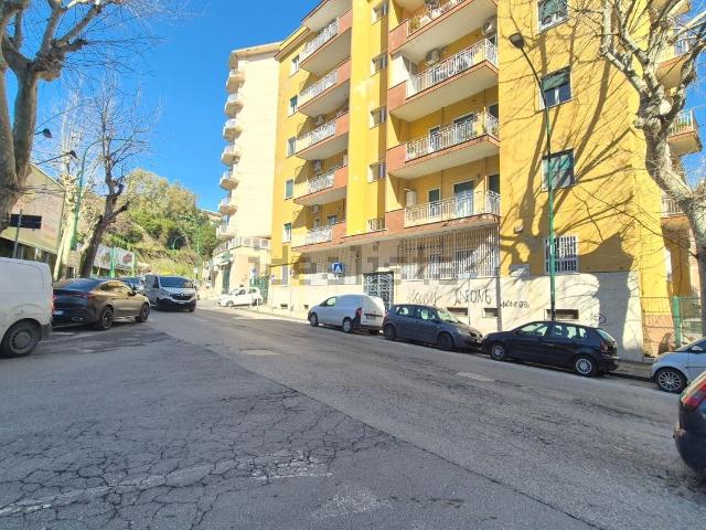 Locale in vendita di 35 m² in Via Bernardo Cavallino