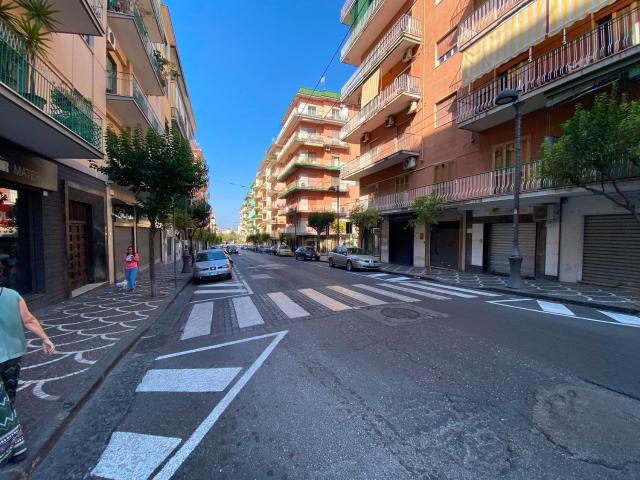 Locale in vendita di 25 m² in Via della Libertà II Traversa Dx, 15