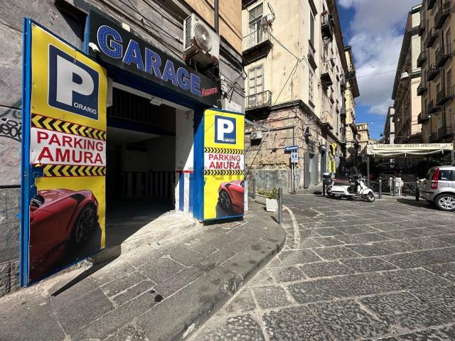 Locale in vendita di 25 m² in Via Giulio Cesare Cortese