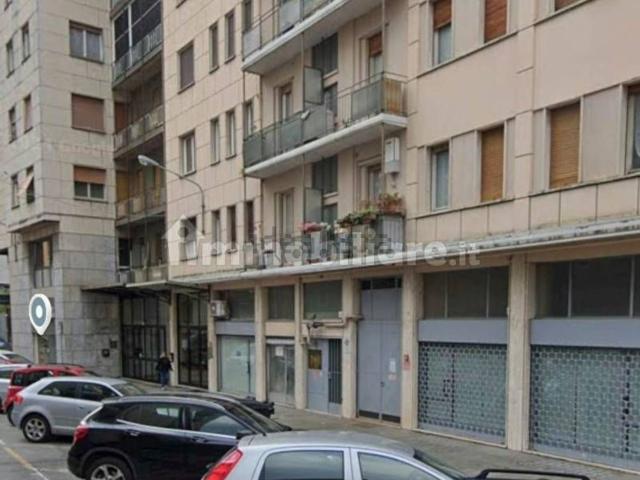 Locale in vendita di 25 m² in Via Nazario Sauro, 15