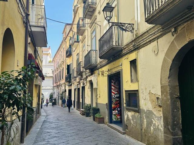 Locale in vendita di 25 m²