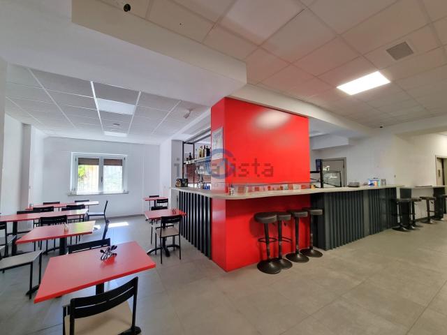 Locale in vendita di 260 m²
