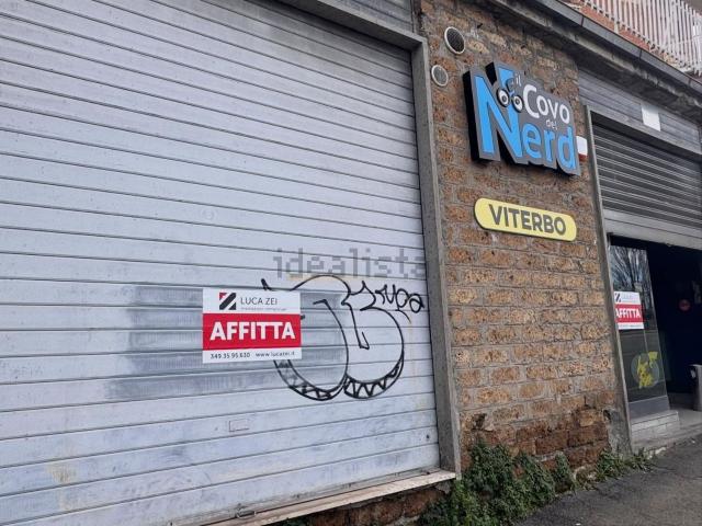 Locale in vendita di 260 m² in Via Carlo Cattaneo