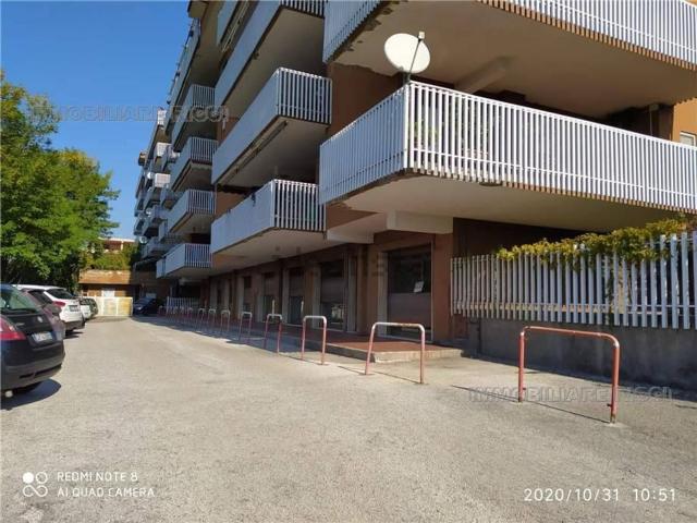 Locale in vendita di 265 m² in Via San Giovanni Battista