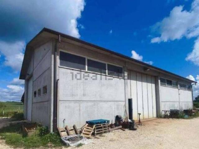 Locale in vendita di 268 m² in Strada Meldola Rocca delle Caminate
