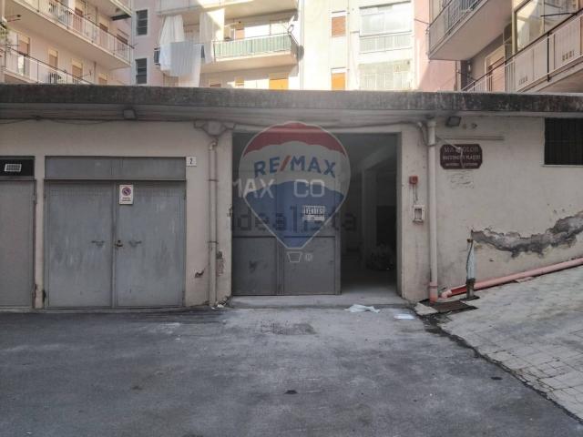 Locale in vendita di 269 m² in Via Lombardo, 2