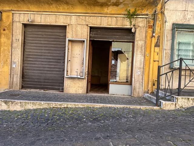 Locale in vendita di 26 m² in Piazza Garibaldi