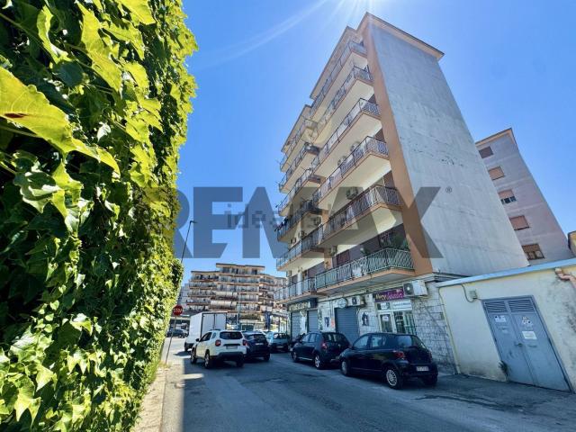 Locale in vendita di 26 m² in Via Adda, 3