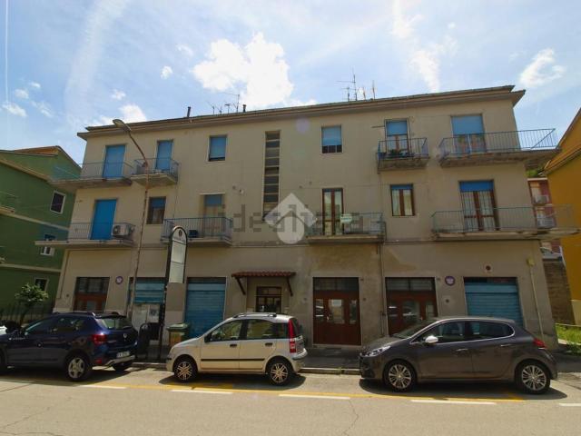 Locale in vendita di 26 m² in Via Guglielmo Oberdan, 63