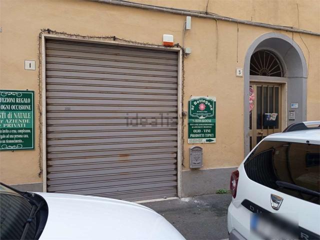 Locale in vendita di 276 m² in Via Salvino Salvini, 1