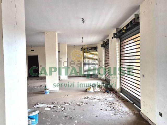 Locale in vendita di 280 m²