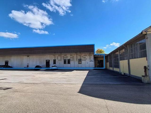 Locale in vendita di 2855 m² in Via Vecchia Aretina