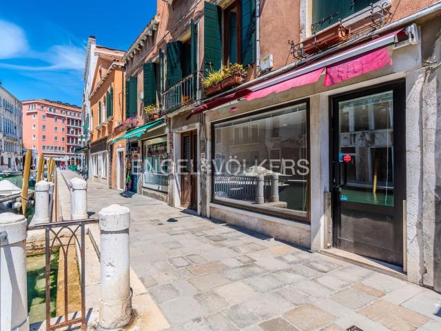 Locale in vendita di 28 m² in Fondamenta dei Tolentini