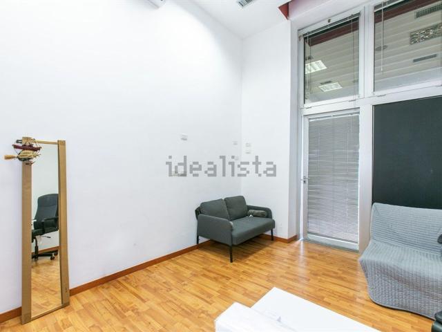 Locale in vendita di 28 m² in Via Mirandola