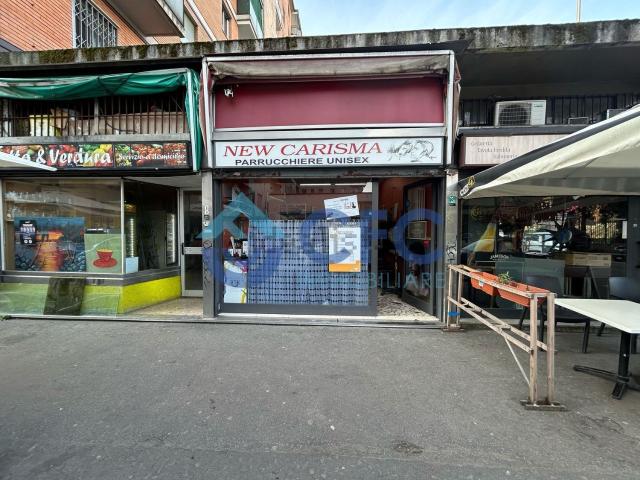Locale in vendita di 28 m² in Via Picco Madre Anna Eugenia, 8