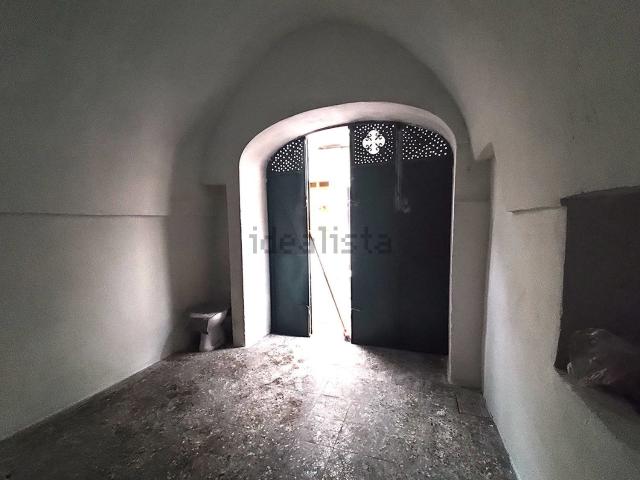 Locale in vendita di 28 m²