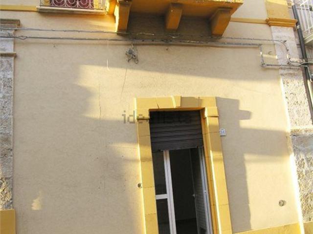 Locale in vendita di 28 m²