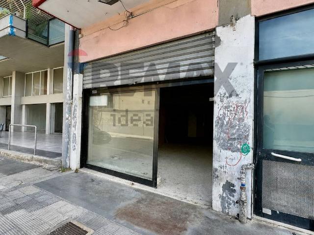 Locale in vendita di 290 m² in Corso Benedetto Croce, 54