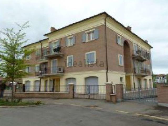 Locale in vendita di 292 m² in Via Meucci, 8