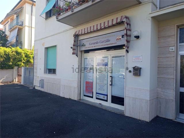 Locale in vendita di 29 m² in Via Angiolo Tommasi
