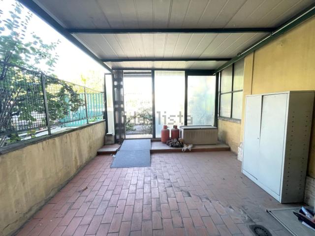 Locale in vendita di 29 m² in Via Naide