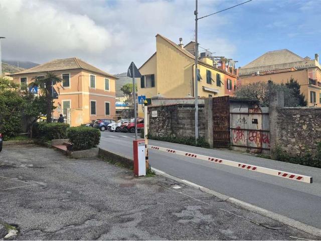 Locale in vendita di 29 m² in Via S. Schiaffino, 2
