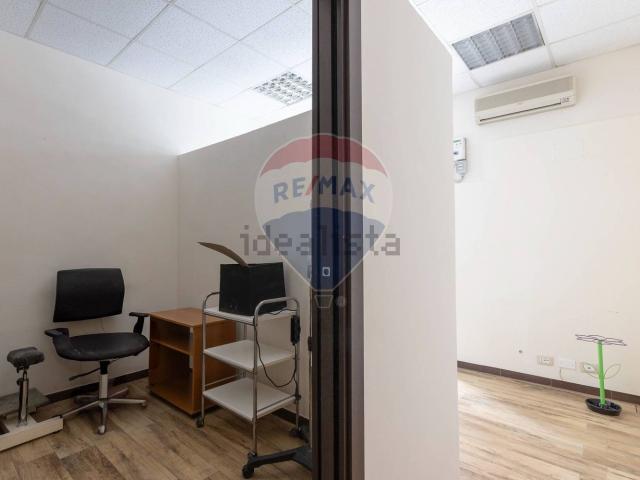 Locale in vendita di 33 m² in Via Mariannina Schinina, 4