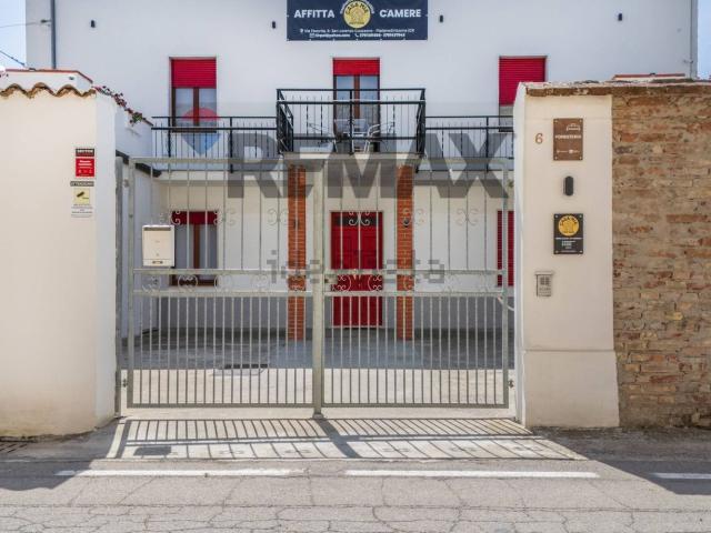 Locale in vendita di 300 m²