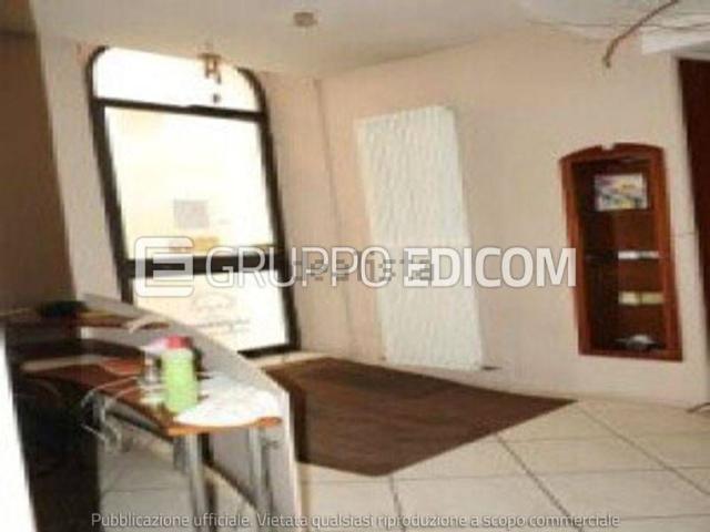 Locale in vendita di 300 m² in Via Boccaquattro